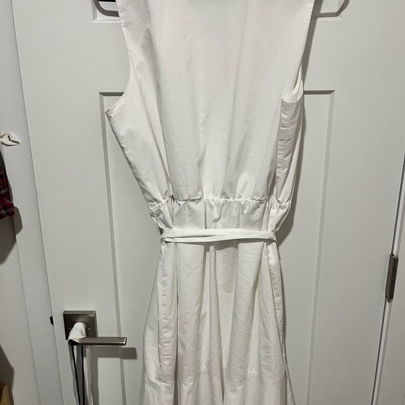 Express White Sleeveless Notched Collar Midi Dress - Picture 3 of 5